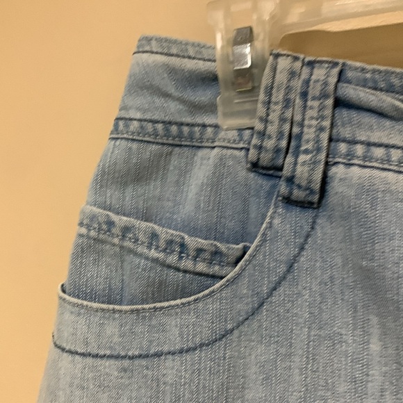 Jean skirt with shorts - Picture 3 of 12